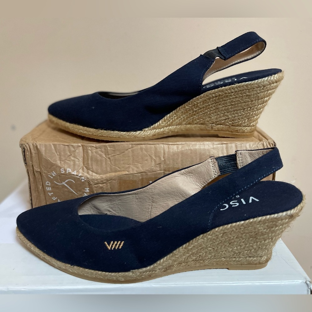 Viscata Barcelona Lloret, Navy Canvas, Size 41 New with Box